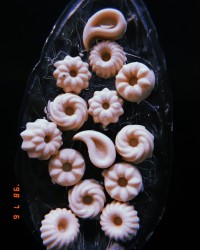 کشک قالبی و کیک شکلاتی