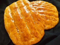 نان روغنی صبحانه