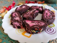 رولت با خرده کیک