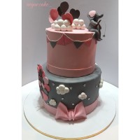 کیک تولد با روکش فوندانت