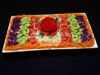 تزیین سالاد فصل