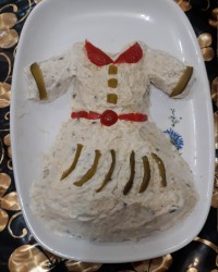 اخه چرا قبول نمیشه این همه زحمتشو کشیدم ترو خدا قبول کن دیگه