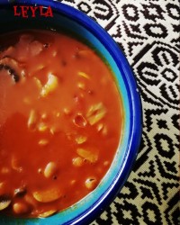 خوراک لوبیا وقارچ