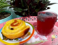 نان رولی دارچینی کشمشی باکرم پیراشکی