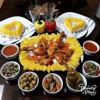 ناهار خوشمزه ما...جااتون خالی