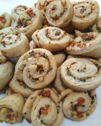 نان پنیر و سبزی های معطر