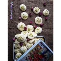 شیرینی پفکی گردویی