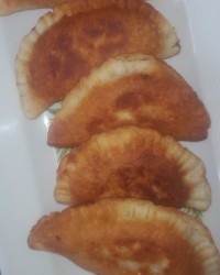 خمیر پیراشکی و پیتزا بدون خمیر مایه