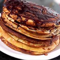 پنکیک باسس شکلات