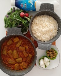 پلو وخورشت کدوسبز