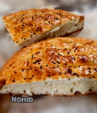 نان روغنی صبحانه