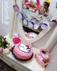 تولد نازنینم (کیک اسفنجی کاکائویی)