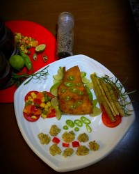 خوراک ماهی سالمون وسبزیجات