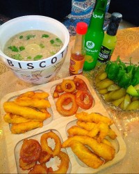 جوجه چینی و پیاز سوخاری، سوپ جو وشیر