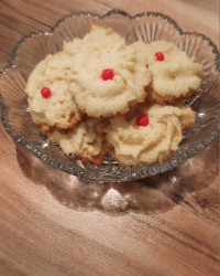 شیرینی شکوفه وانیلی