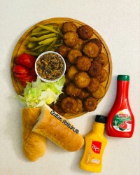 فلافل با سس انبه