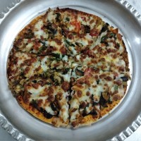 پیتزا گوشت وقارچ