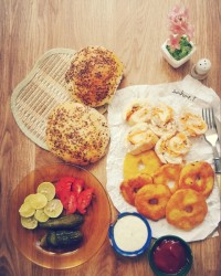 کتلت بازاری با رول مرغ و پنیر چدار