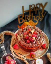 مینی کیک تولد کرم نوتلا