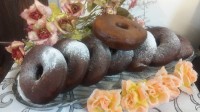 دونات خانگی باتزیین خاکه قندی.ممنون میشم ازم حمایت کنین دوستان.لایک لایک???