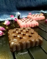 شکلات قالبی با مغز ژله
