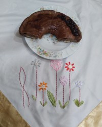 کیک کاکائویی کرمدار