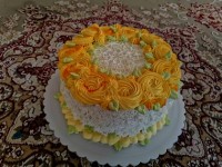 کیک خوشمزه با تزیین عجله ای