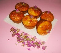 کیک یزدی با طعم هل وگلاب