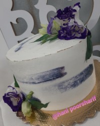 اینم یه کیک جذاب دیگه خودم پز.فیلینگ موزوگردو.