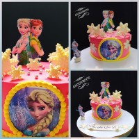 کیک اسفنجی دخترونه الساوآنا بافیلینگ مخصوص موزوگردوشکلات