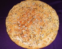 نان روغنی صبحانه