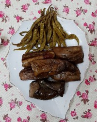 ترشی،بادمجان شکم پر،فلفل