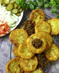 پنکیک سیب زمینی و عدس