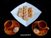 شیرینی خشک گردویی