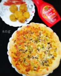 پیتزا مرغ وقارچ