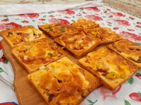 پیتزا با نون تست