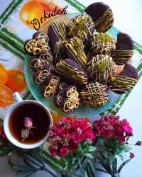 قرابیه نارگیلی شکلاتی