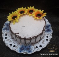 کیک اسفنجی ۳ تخم مرغی