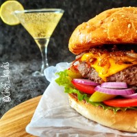 همبرگر مخصوص خانگی