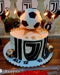 کیک تولد با تم فوتبالی