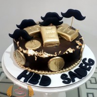 کیک طلافروش