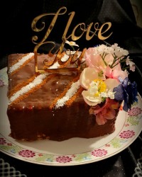 ♡کیک یخچالی برای جشنمون♡