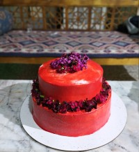 کیک اسفنجی دو طبقه