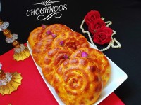 کلوچه فومن بی نهایت نرم ولطیف وخوشمزه ورق بزنید