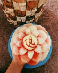 حکاکی هندوانه با آموزش خوب خانم خدمتی