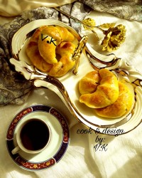 کروسان شکلاتی و مربایی