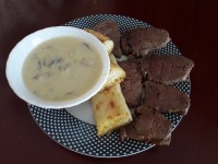 استیک با سس قارچ