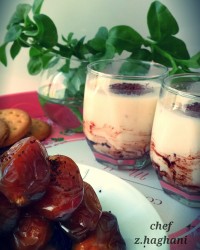 اسموتی موز و خرما
