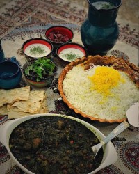 برنج وقـورمه سبــزی