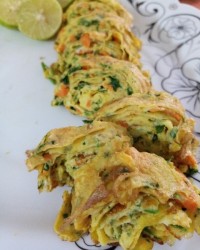 تخم مرغ رولی